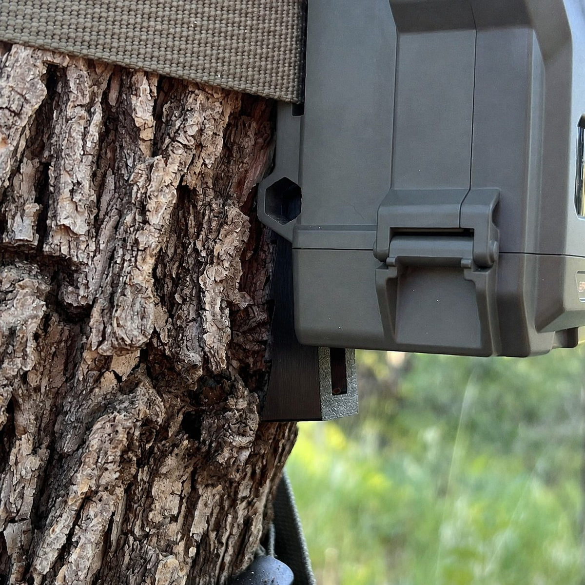 OK Adjustable Trail Camera Wedge | Game Camera Angle Mount